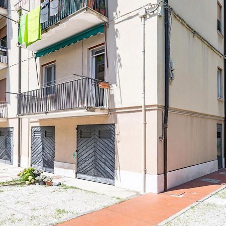 La Fenice Mestre Apartment Bagian luar foto